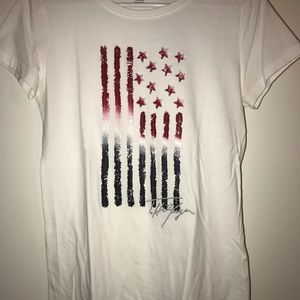 Tommy Hilfiger T shirt